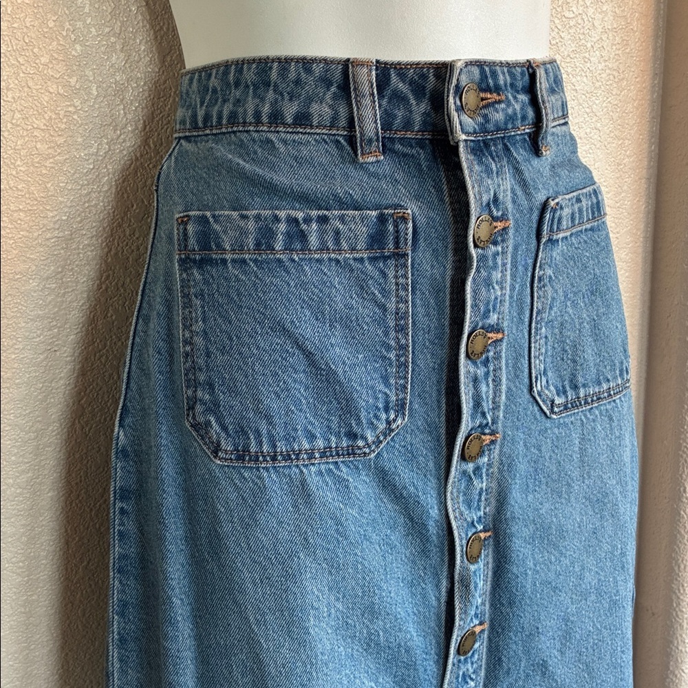ROLLA'S Denim Skirt Women's 26, Button Front, Pockets, Medium wash. 26 EUC - Picture 6 of 17